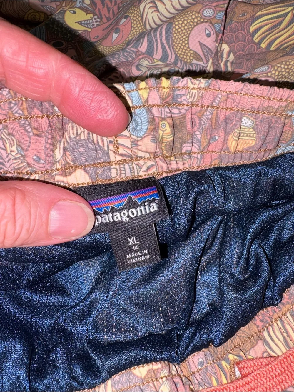 Patagonia baggies together trip brown animal print swim trunks size xl 14